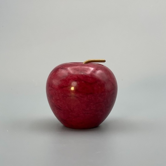 Onyx Red Apple, Solid Stone (1 apple per order) - Picture 5 of 7